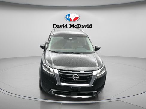 Used 2022 Nissan Pathfinder Platinum w/ Cargo Package FWD image 36