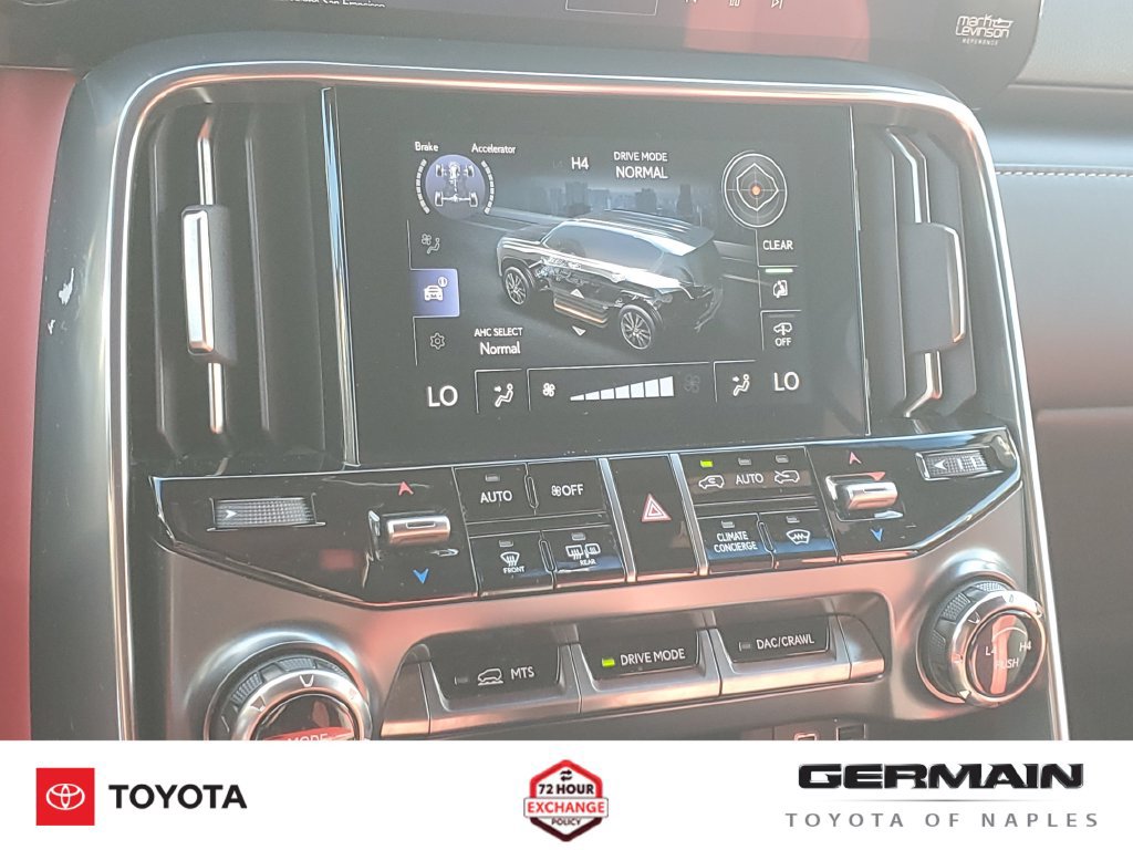 Used 2024 Lexus LX 600 F Sport AWD/4WD image 32