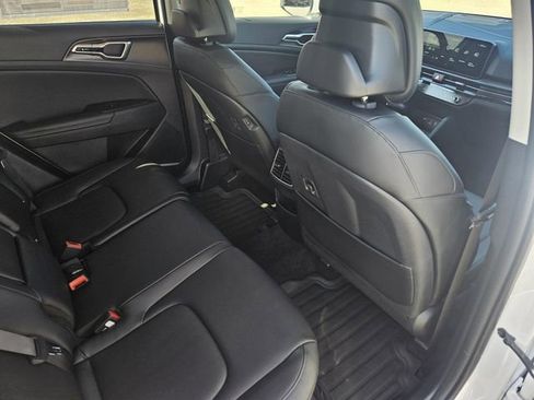 New 2026 Kia Sportage EX image 9