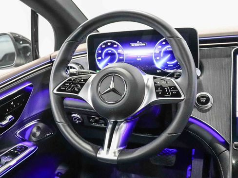 Used 2023 Mercedes-Benz EQE 500 4MATIC Sedan image 16