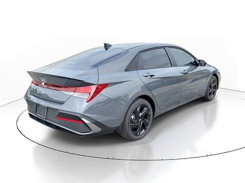 New 2026 Hyundai Elantra Sport image 4