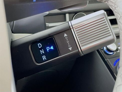 New 2026 Hyundai Santa Fe SE FWD image 13