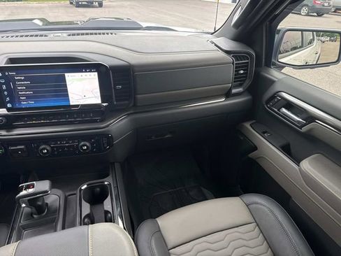 Certified 2025 Chevrolet Silverado 1500 ZR2 w/ Technology Package AWD/4WD image 18