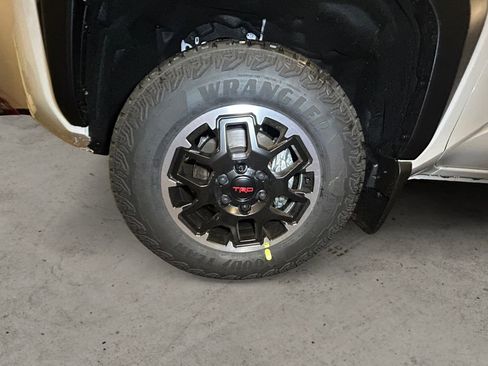 New 2026 Toyota Tacoma TRD Off-Road AWD/4WD image 14