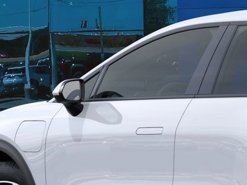New 2026 Chevrolet Equinox EV LT w/ Comfort Package FWD image 12