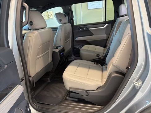 New 2026 GMC Acadia Elevation w/ Elevation Premium Package image 21