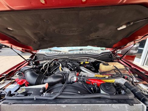Used 2017 Ford F250 Lariat w/ Lariat Ultimate Package AWD/4WD image 42