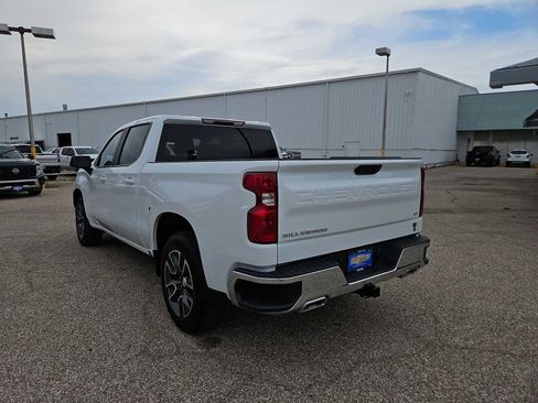 Used 2023 Chevrolet Silverado 1500 LT w/ Z71 Off-Road Package image 6