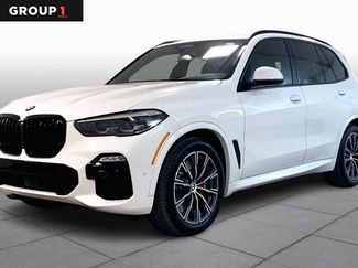Used 2021 BMW X5 M50i video 1