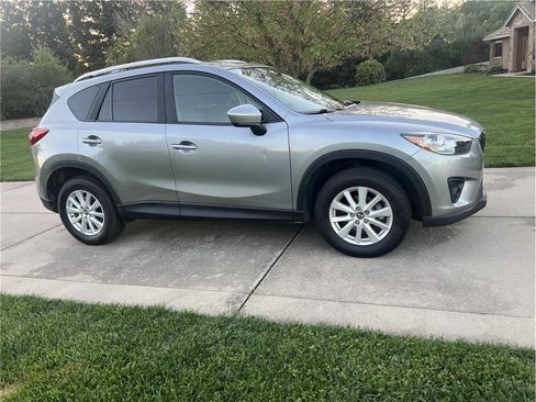 Used 2014 MAZDA CX-5 Touring w/ Bose/Moonroof Package FWD image 8