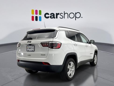 Used 2022 Jeep Compass Latitude w/ Convenience Group AWD/4WD image 5