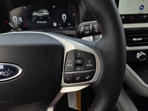 New 2026 Ford Explorer Active w/ Active Comfort Package RWD image 20