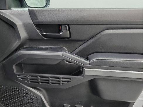 Certified 2024 Toyota Tacoma SR5 image 16