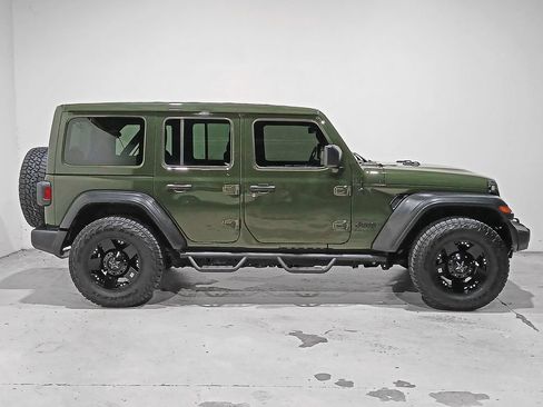 Used 2023 Jeep Wrangler Unlimited Sport w/ Sun And Sound Package AWD/4WD image 7