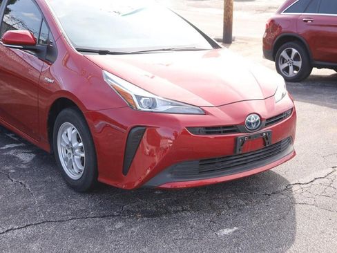 Used 2021 Toyota Prius LE FWD image 5