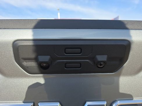 New 2026 GMC Sierra 1500 Denali Ultimate w/ LPO, Black Badging Package AWD/4WD image 13