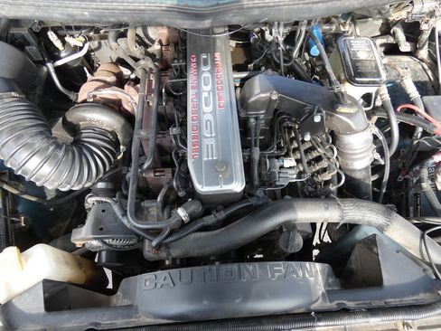 Used 1997 Dodge Ram 2500 Truck 2WD Club Cab image 21