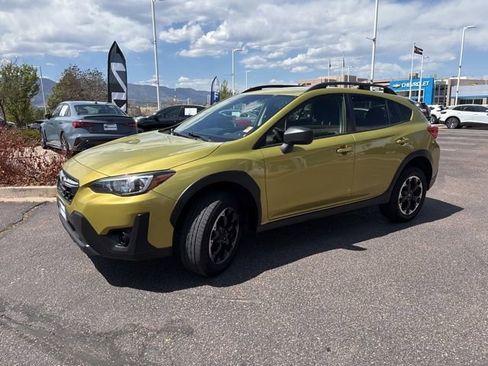 Used 2021 Subaru Crosstrek 2.0i AWD/4WD image 3
