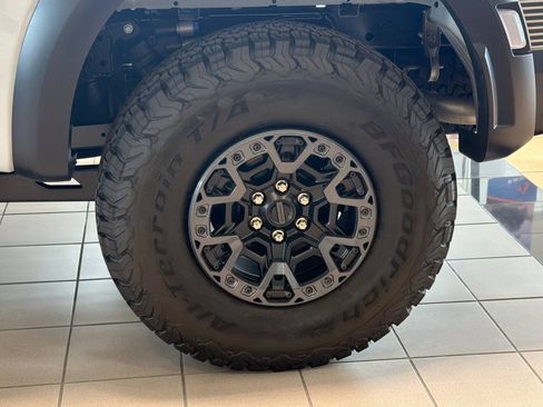 New 2026 Ford F150 Raptor w/ Equipment Group 803A Raptor R AWD/4WD image 32