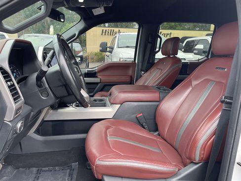 Used 2022 Ford F350 Platinum image 12