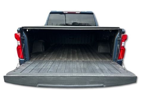 Used 2021 Chevrolet Silverado 1500 RST AWD/4WD image 12