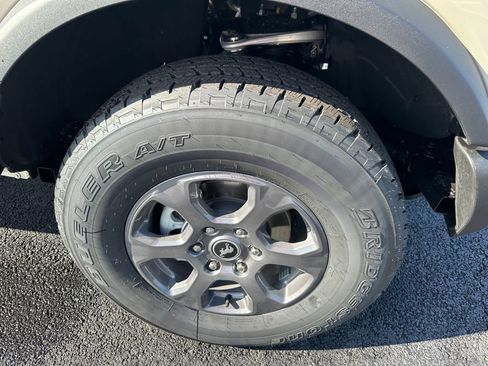 New 2025 Ford Bronco Big Bend image 32