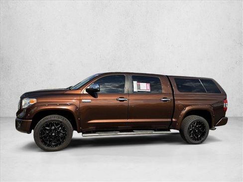 Used 2017 Toyota Tundra Platinum AWD/4WD image 4