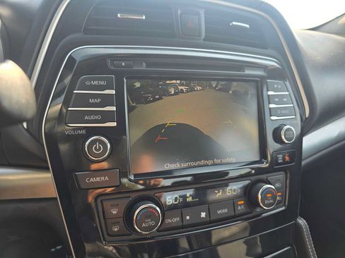 Used 2023 Nissan Maxima SV w/ Floor Mat Group FWD image 27