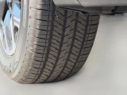 Certified 2025 Subaru Forester Premium image 38