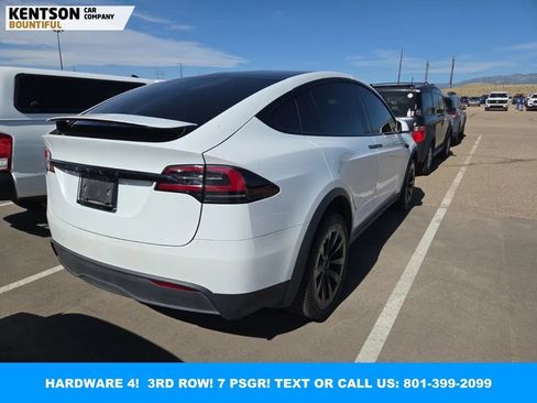 Used 2023 Tesla Model X AWD/4WD image 5