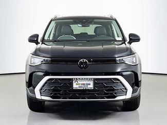 New 2025 Volkswagen Taos SE video 2