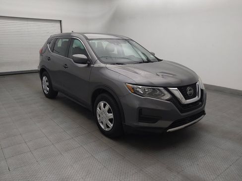 Used 2020 Nissan Rogue S FWD image 13