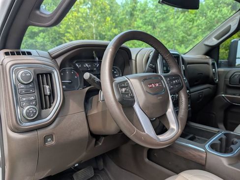 Used 2023 GMC Sierra 2500 SLT w/ Gooseneck/5TH Wheel Package AWD/4WD image 31