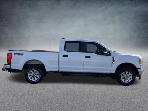 Used 2020 Ford F250 XL w/ STX Appearance Package image 2