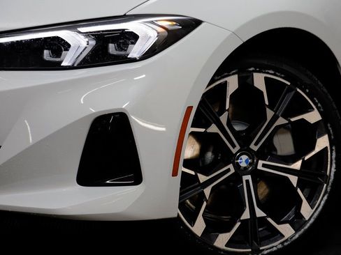 New 2026 BMW 330i Sedan RWD image 3