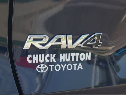 Used 2024 Toyota RAV4 XLE FWD image 17