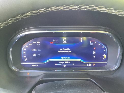 Used 2024 Chevrolet Tahoe LT w/ Luxury Package image 12