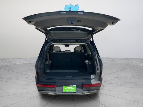 Used 2025 Hyundai Santa Fe SEL FWD image 34