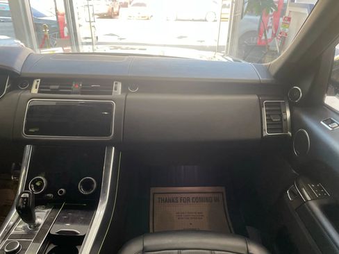 Used 2019 Land Rover Range Rover Sport Supercharged image 27