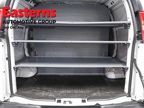 Used 2021 Chevrolet Express 2500 RWD image 9