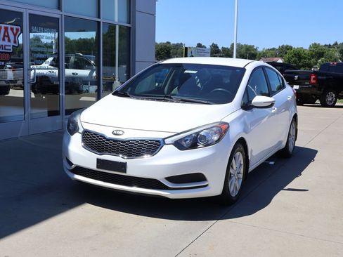 Used 2014 Kia Forte LX w/ Popular Package FWD image 6