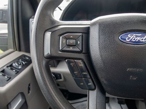 Used 2020 Ford F450 XLT w/ XLT Premium Package AWD/4WD image 16
