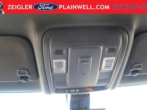 Used 2022 Chevrolet Tahoe 4WD image 26