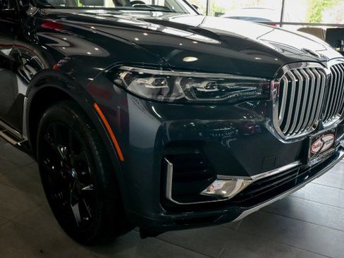 Used 2022 BMW X7 xDrive40i w/ Premium Package image 10