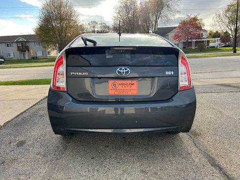 Used 2013 Toyota Prius Three FWD image 5