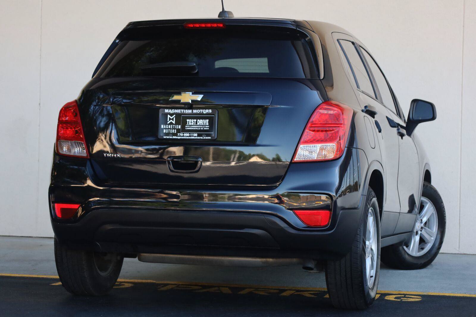 Used 2021 Chevrolet Trax LS w/ Tint and Cruise Package FWD image 11