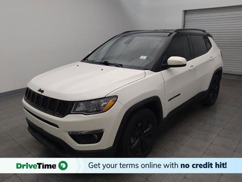 Used 2021 Jeep Compass Latitude image 1