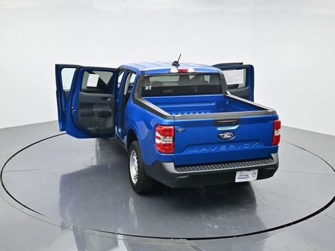 New 2025 Ford Maverick XL image 42