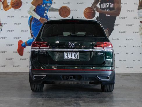 Used 2021 Volkswagen Atlas SEL Premium image 24