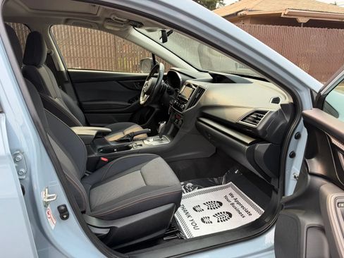 Used 2019 Subaru Crosstrek 2.0i Premium AWD/4WD image 14